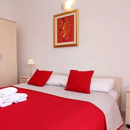Apartment Mavarcica Trogir Exterior photo